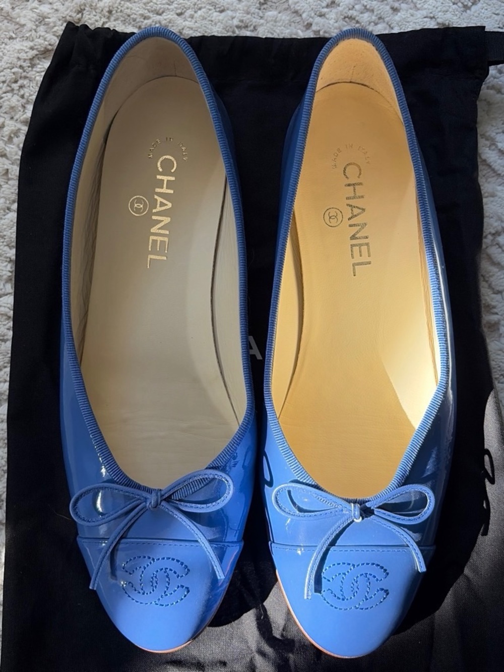 CHANEL Royal Blue Patent Leather Ballet Flats with CC Cap Toe - Picture 8 of 8